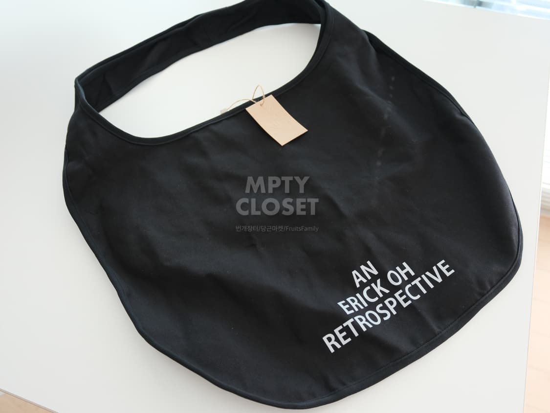 에릭오 레트로스펙티브 제주도 전시한정 토트 숄더백 상품이미지1