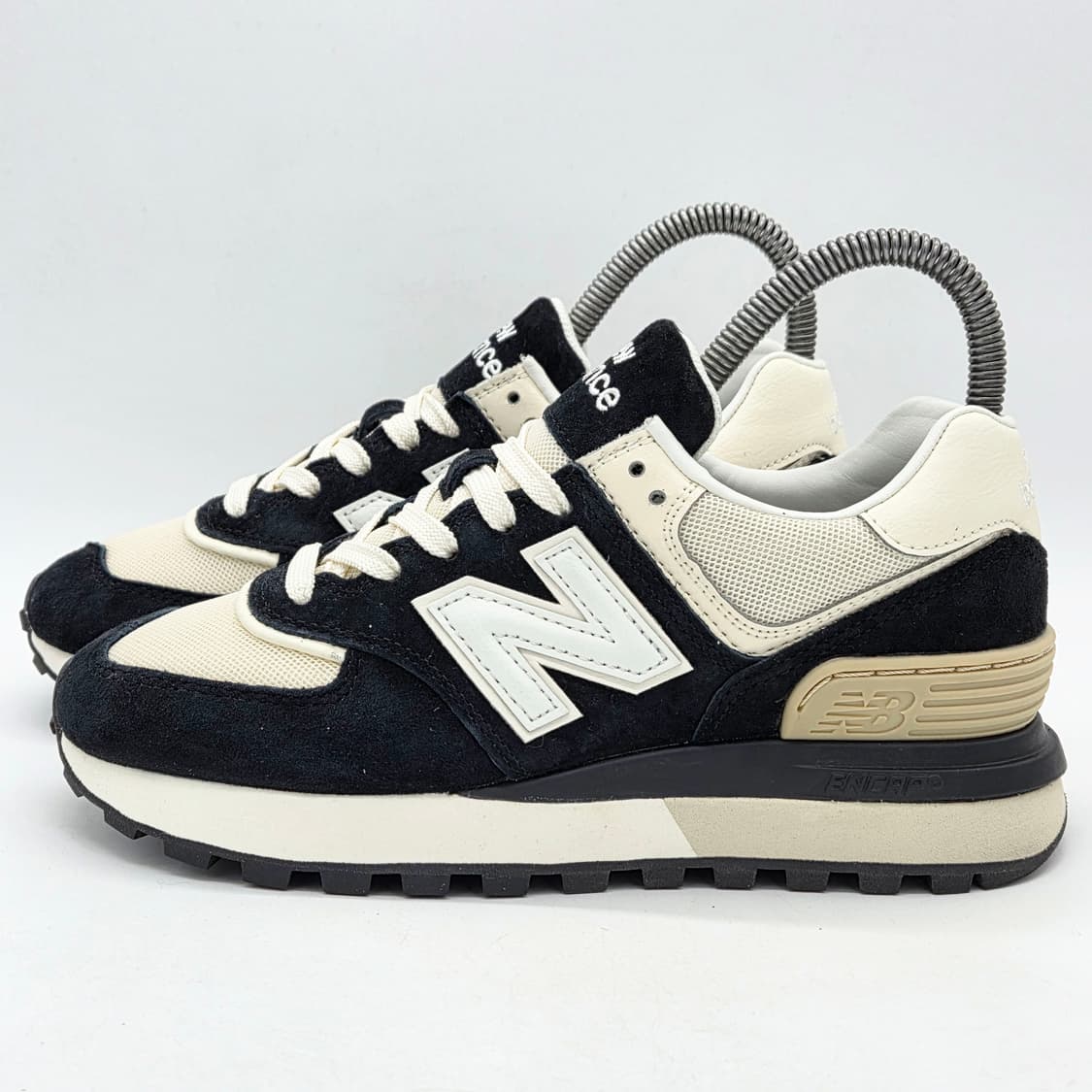  뉴발란스 574 레거시 블랙 앙고라 (225 D)  상품이미지1