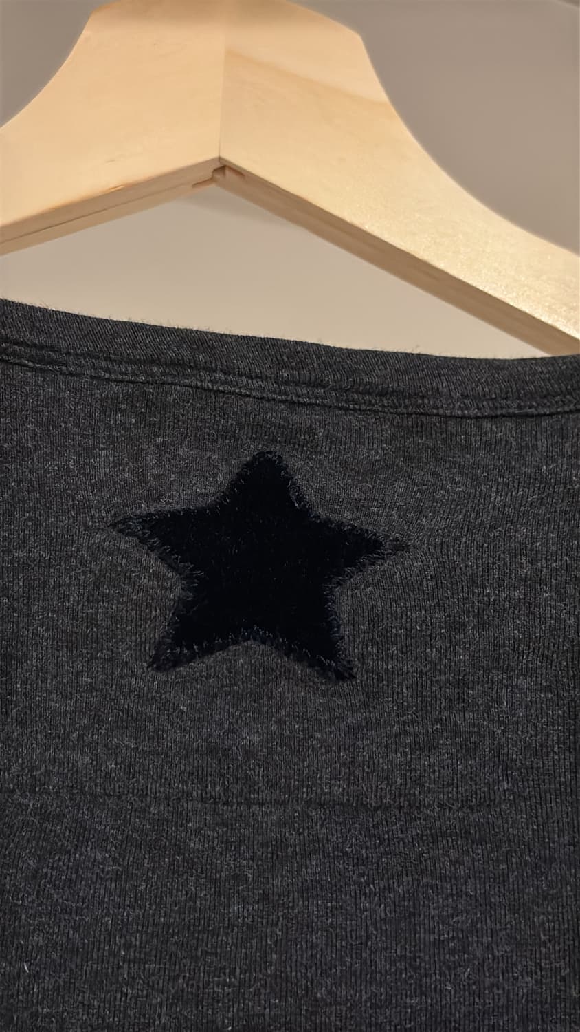 ’NYC‘ Velvet Stitch Longsleeve 상품이미지7