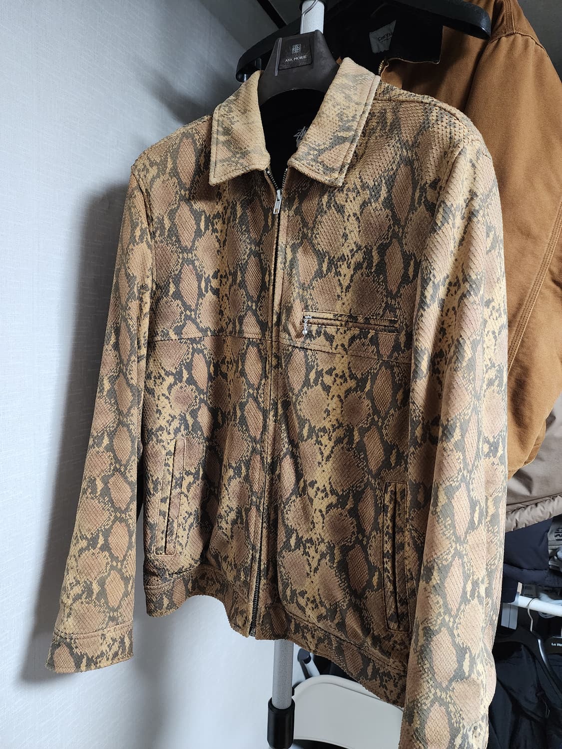 Stussy python club leather  jacket 상품이미지1