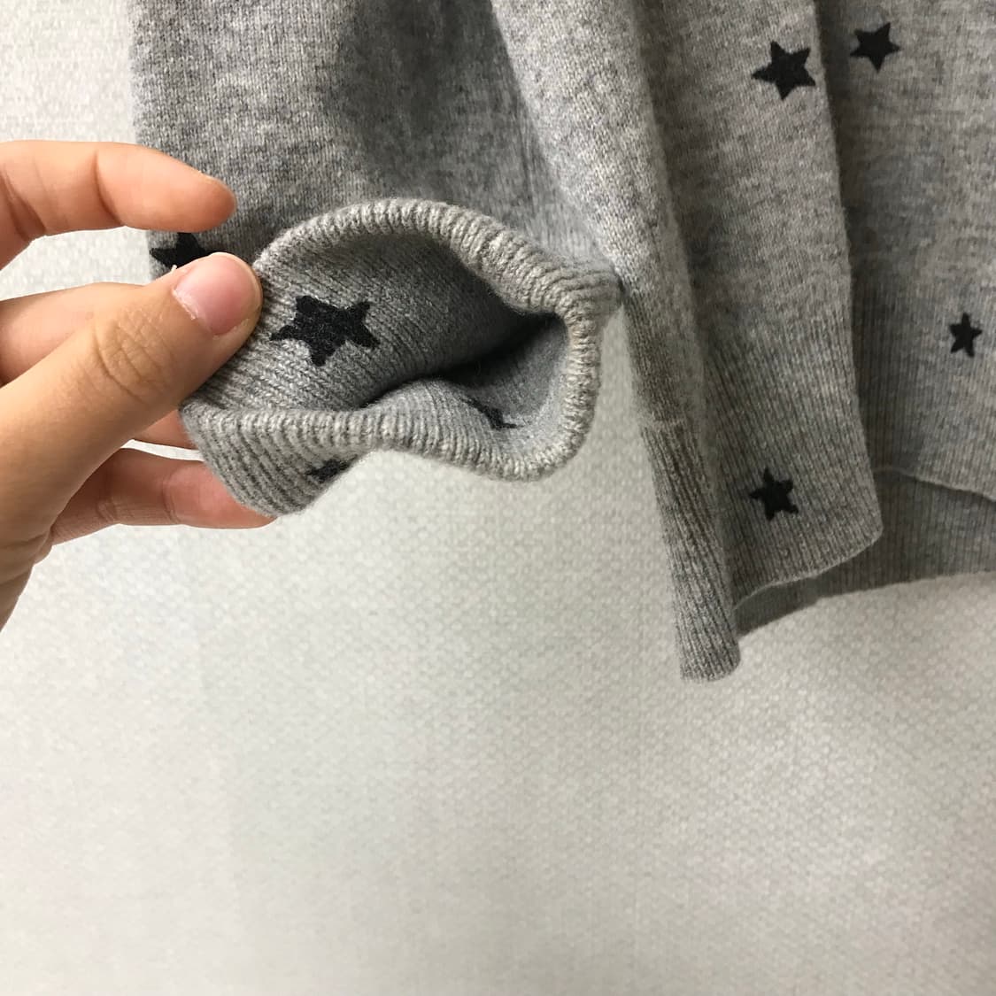 MICA&DEAL star V-neck knit 별 브이넥 니트 상품이미지4