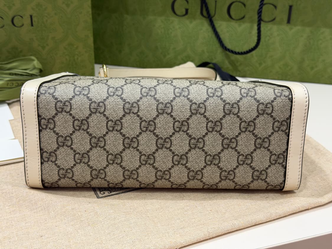 구찌 패들락 화이트 숄더백 스몰 상품이미지7