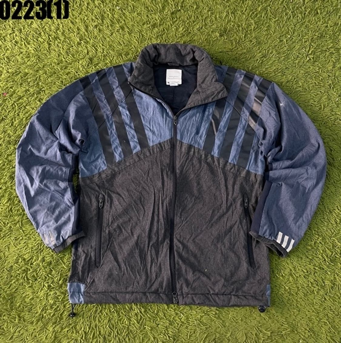 아디다스 화이트 마운티어링 콜라보 바람막이  상품이미지1