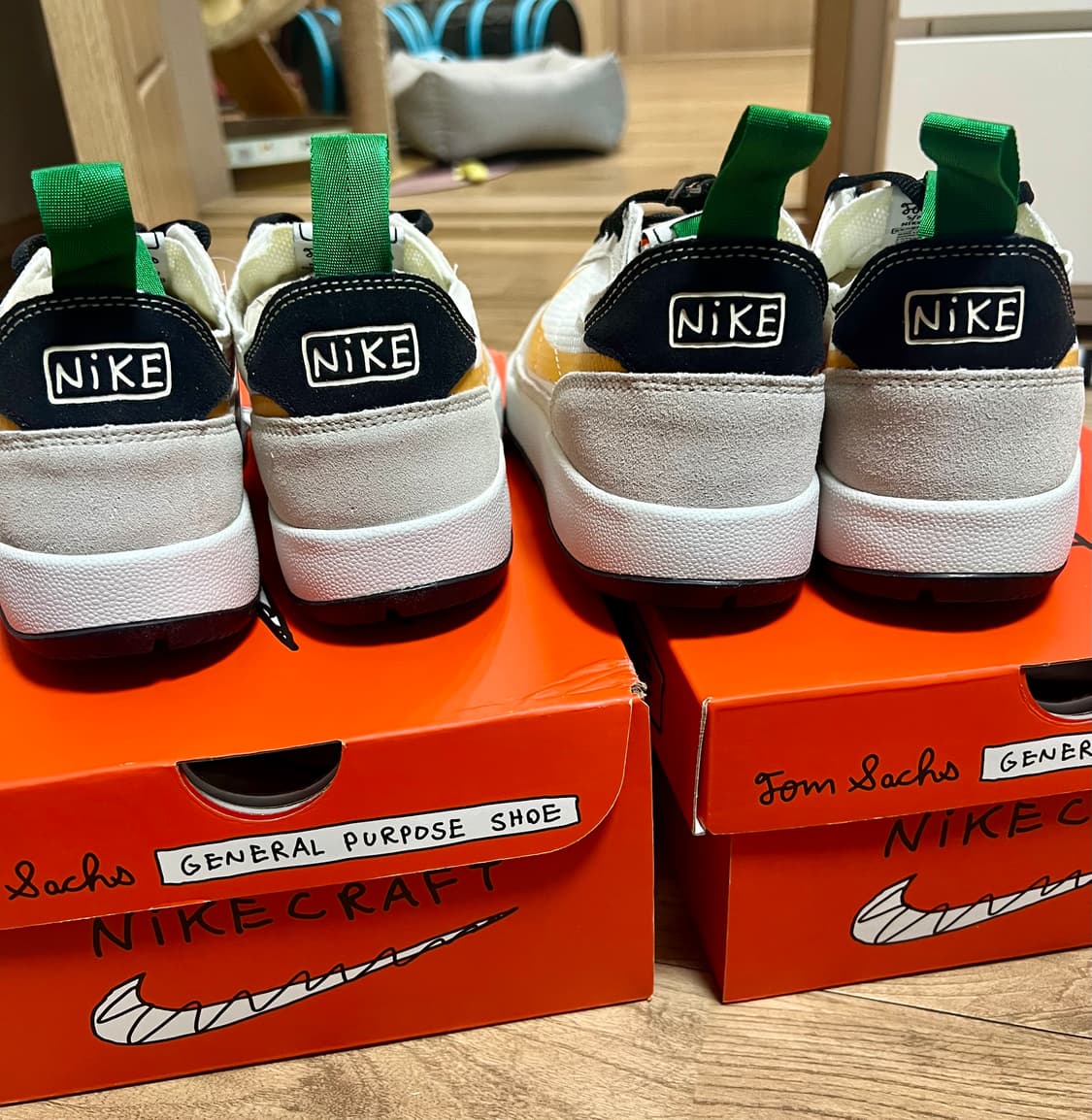 245,260)정품 새상품 나이키X톰삭스 제너럴 퍼포즈 슈 파인 그린 상품이미지6