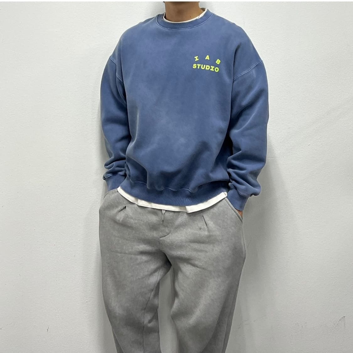 아이앱 스튜디오 피그먼트 스웻 맨투맨 황금M사이즈 상품이미지8