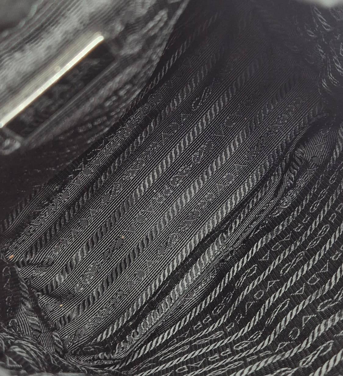 프라다 리나일론 미니 체인 백팩 1BH029 상품이미지7