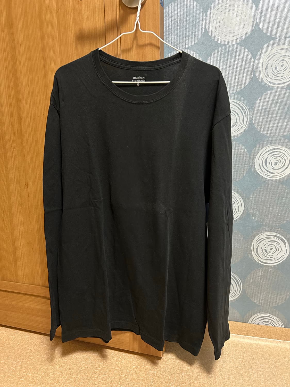 무탠다드 베이식 긴팔 티셔츠 블랙 상품이미지2