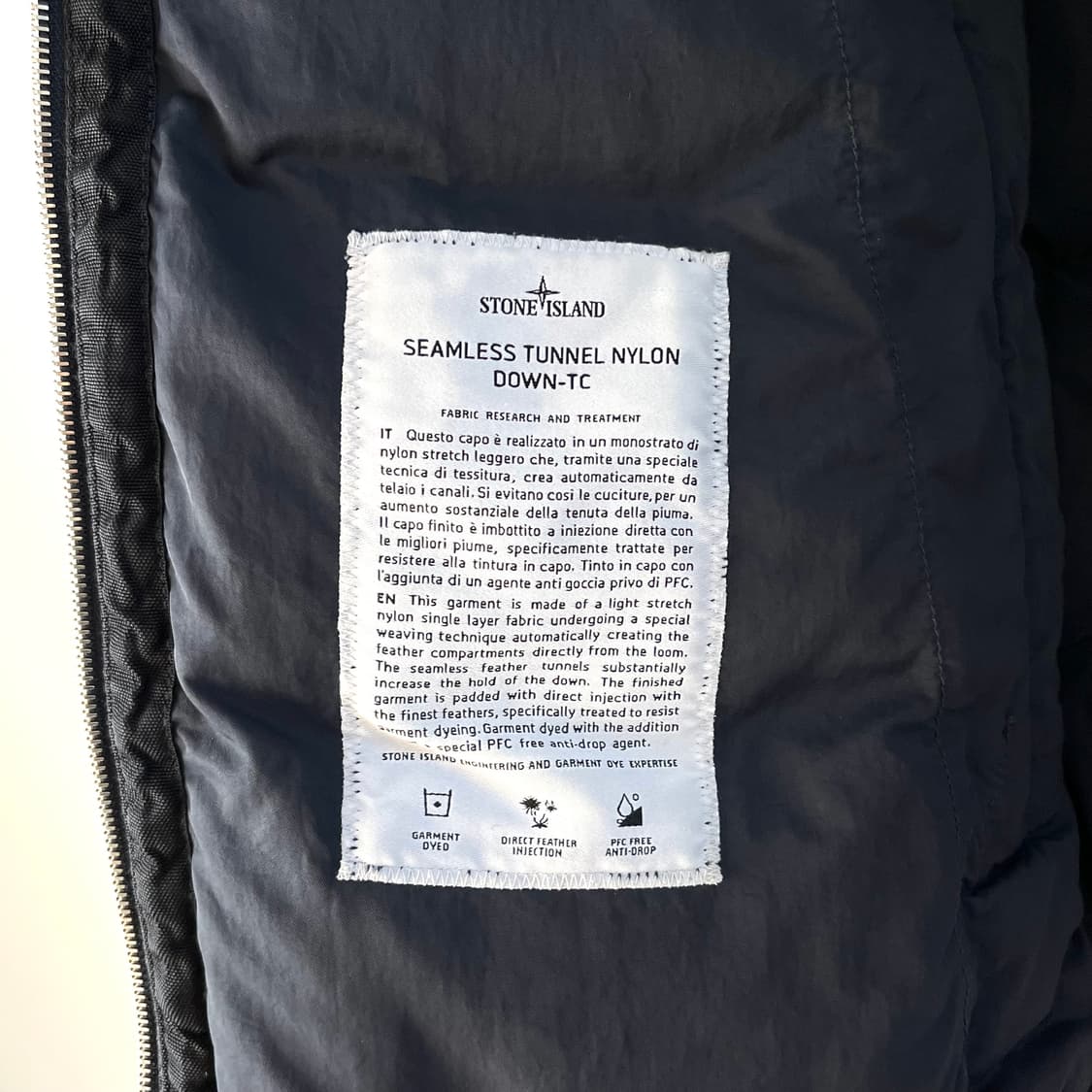 [S급/XL] 스톤아일랜드 심리스 패딩 다크네이비 상품이미지5