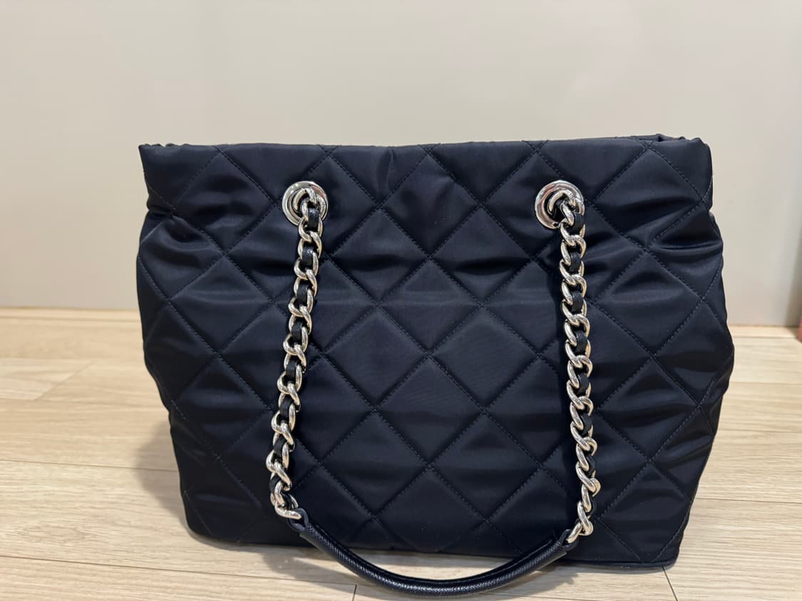 (정품)프라다 퀼팅 포코노 쇼퍼백 상품이미지3