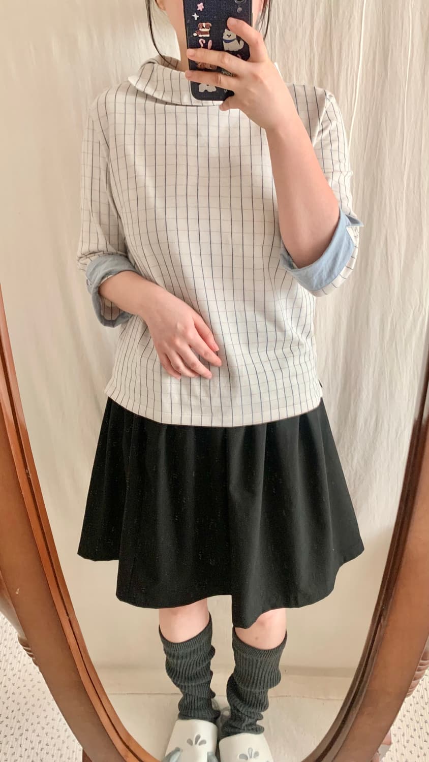 사선 단추 체크 블라우스 상품이미지4