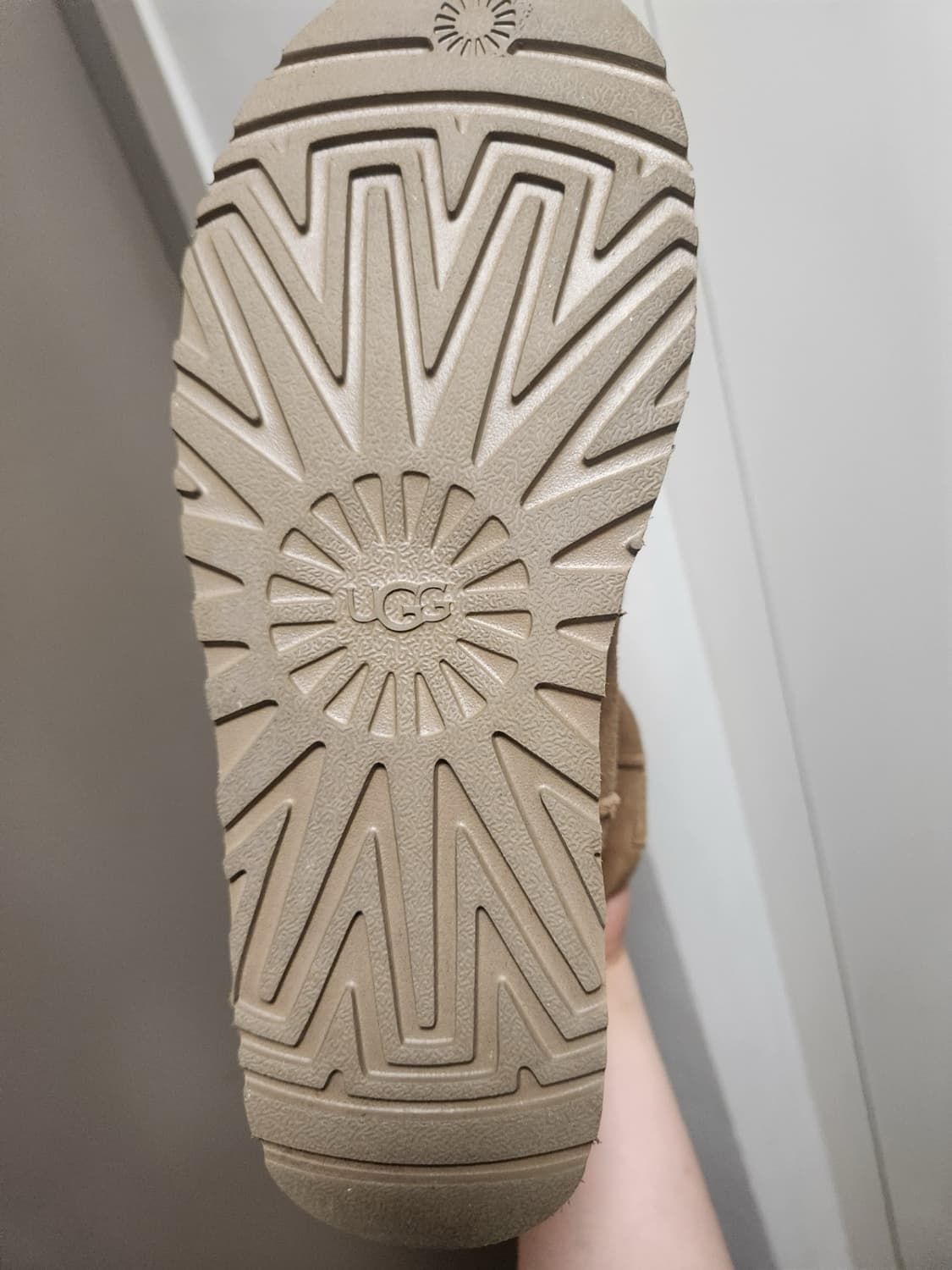 어그 스웨이드 미니 클래식 부츠 상품이미지3