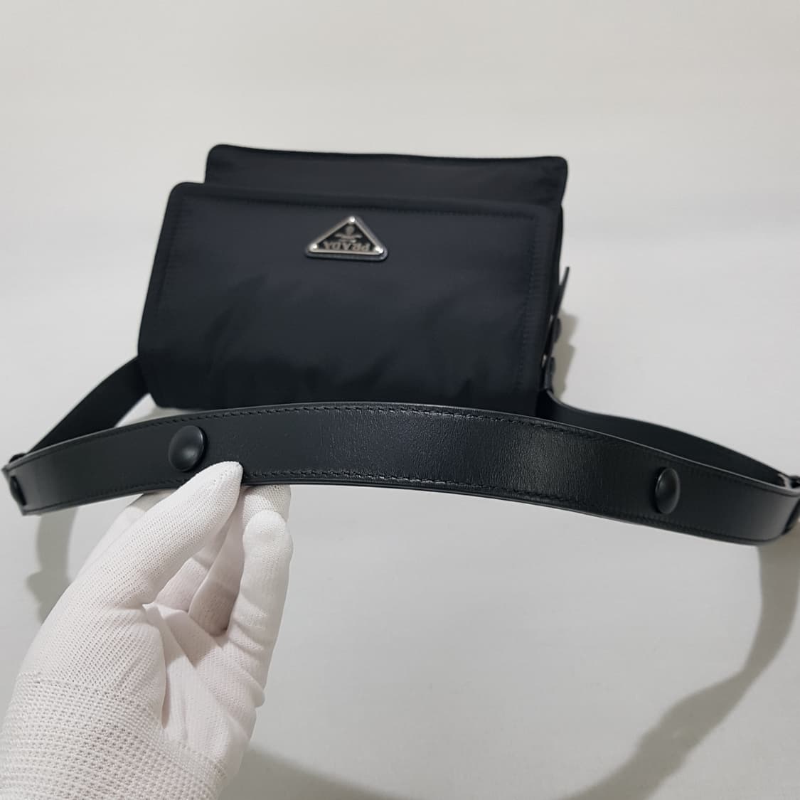 프라다 트래블러 스몰 리나일론 패딩 숄더백 1BD313 상품이미지6