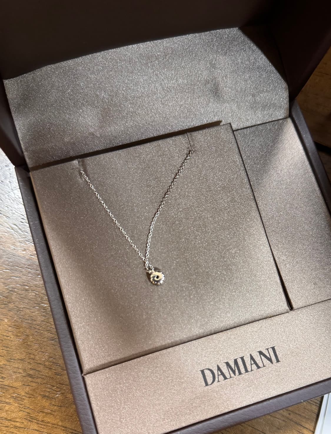 다미아니 마르게리타 6mm 원써클 네크리스 화이트골드 목걸이 디올 프라다 상품이미지7