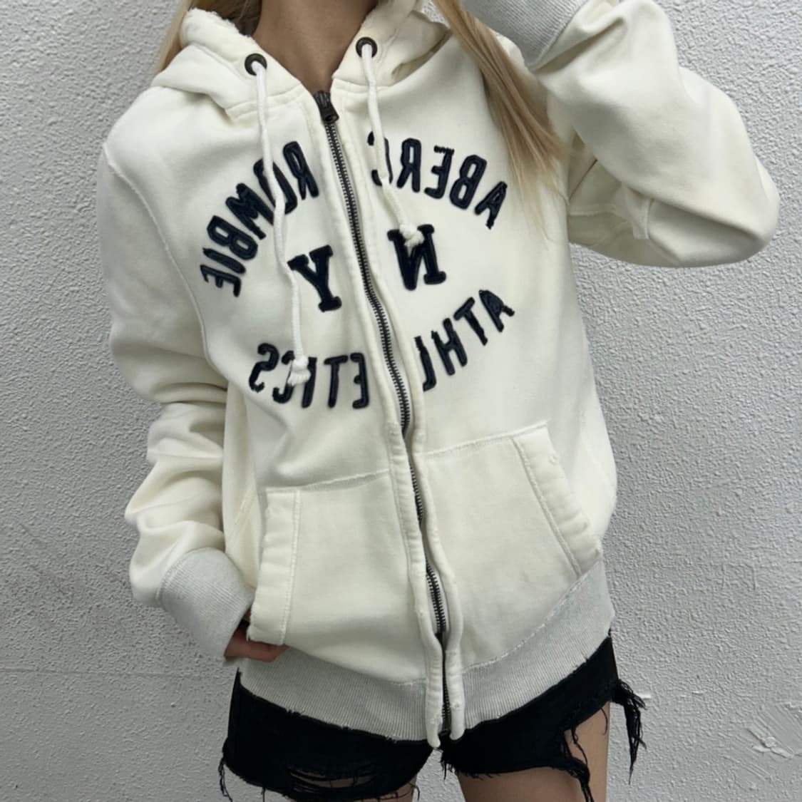아베크롬비 네이비패치 화이트 후드집업 XL 상품이미지1