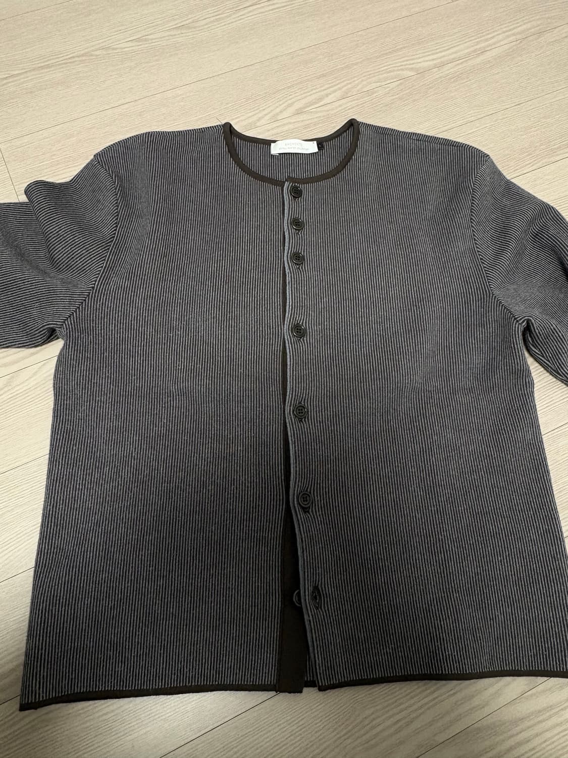 아모멘토 Striped Button Up Cardigan (Brown) 상품이미지4