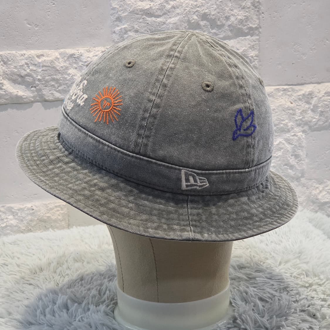 p9-1:뉴에라(New Era)버킷햇 그레이 데님 자수패치(약56-58) 상품이미지2