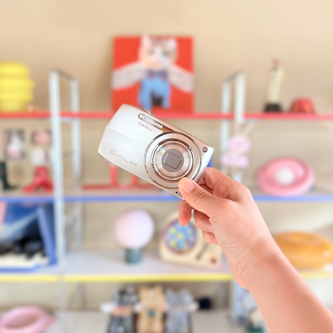 🤍레드벨벳 조이 픽🤍미품 카시오 엑슬림 Z2000 실버 빈티지디카 상품이미지2