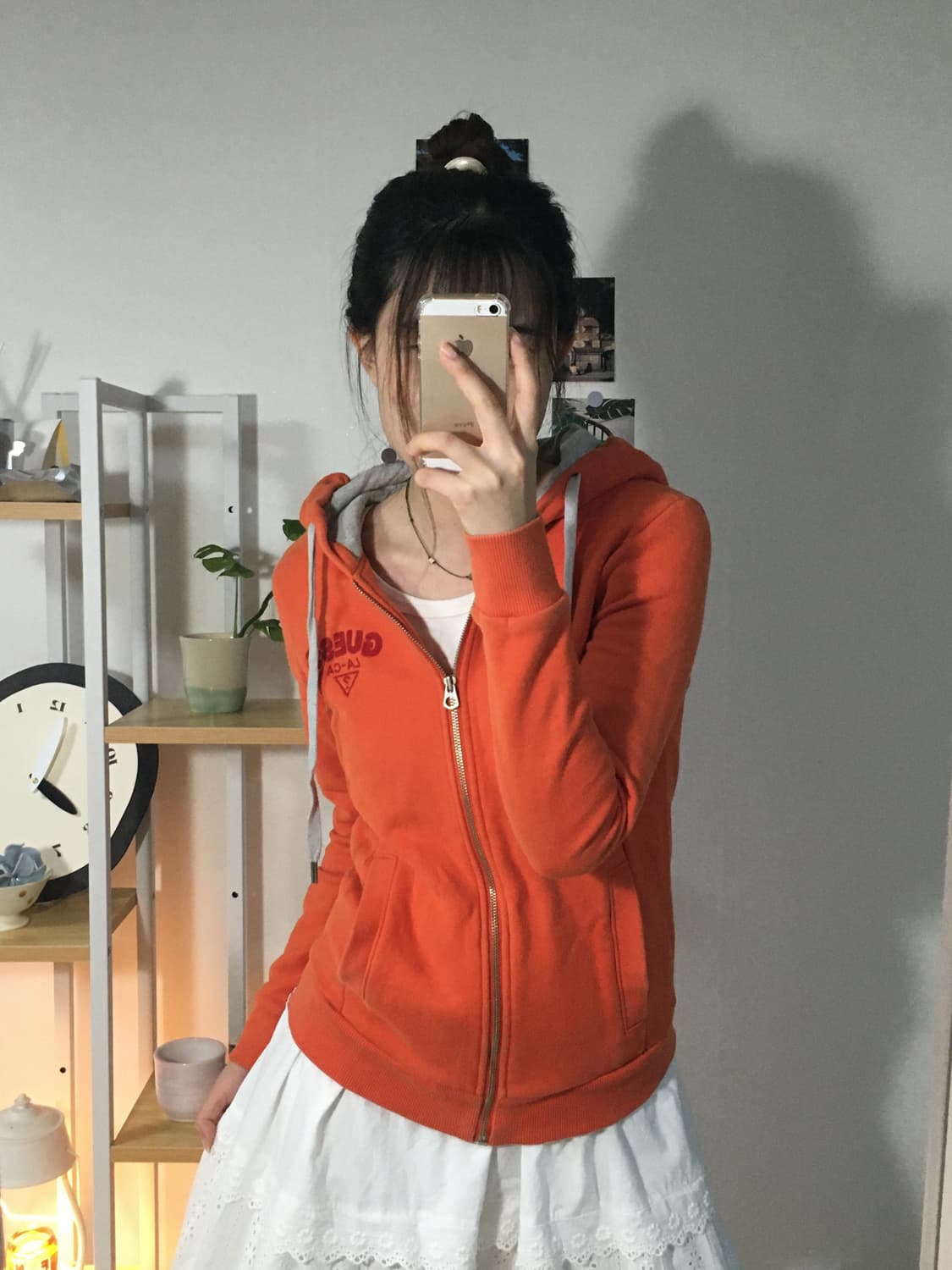 GUESS 오렌지 후드집업 상품이미지2