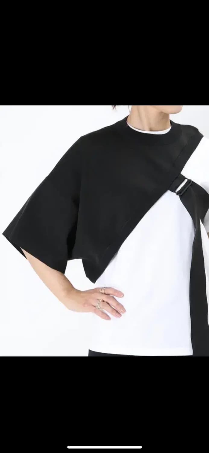 Hyke 하이크 ASYMMETRIC SWEATER TOP 상품이미지4