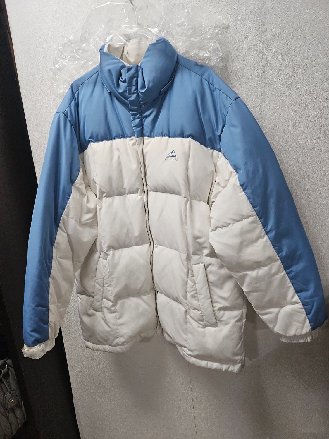 아디다스 올드스쿨 패딩  105  세탁완료 상품이미지2