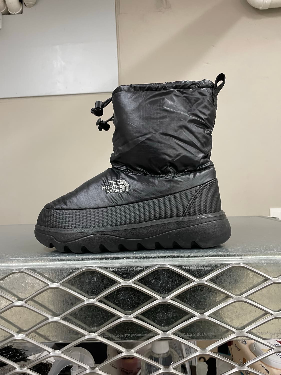 노스페이스 캠프 부티 숏 패딩 부츠 230 상품이미지1