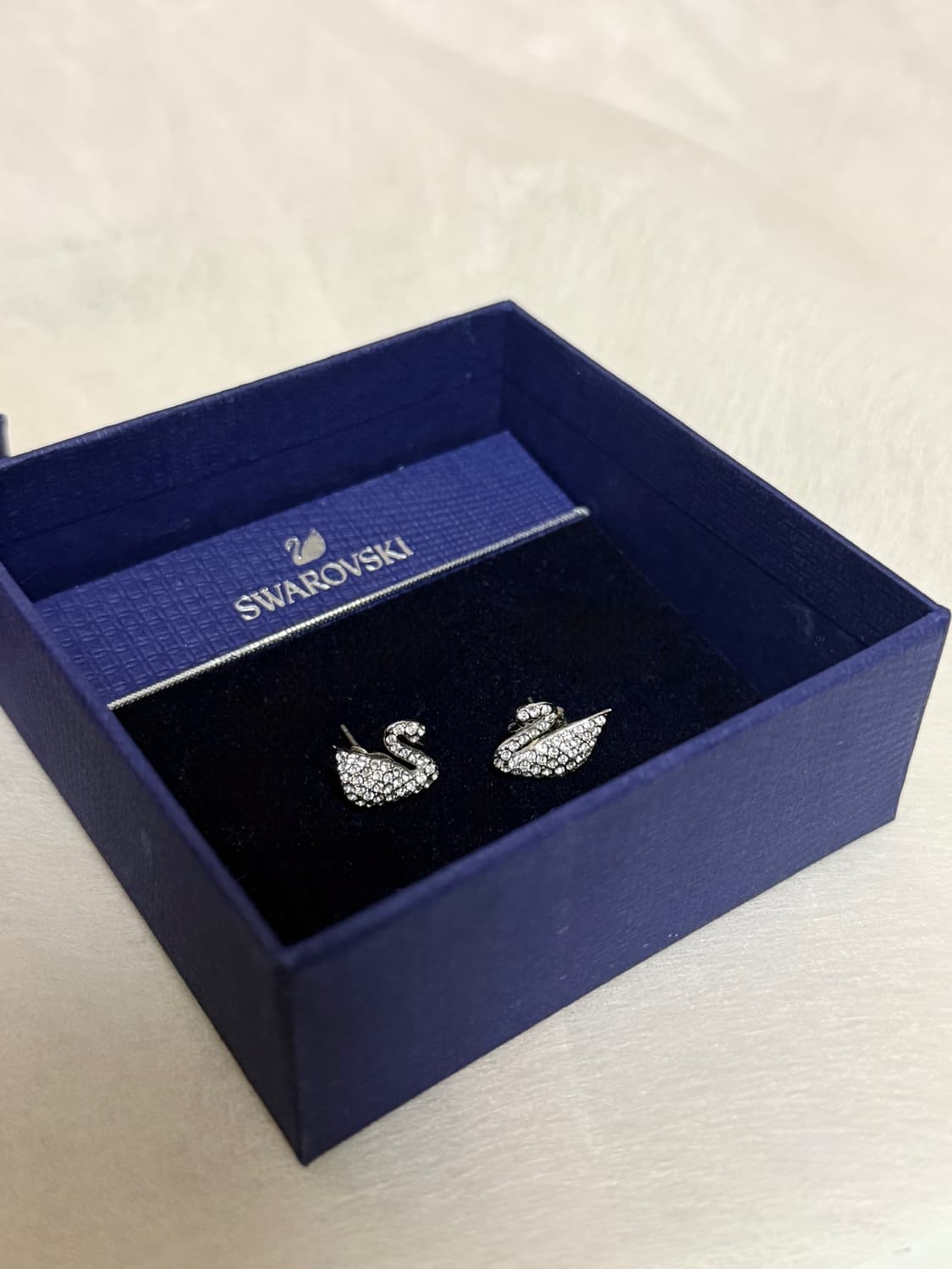 스와로브스키 스완 백조 귀걸이 상품이미지1