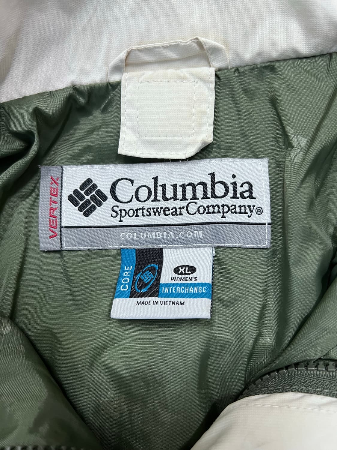 (XL) 콜롬비아 바람막이 상품이미지3