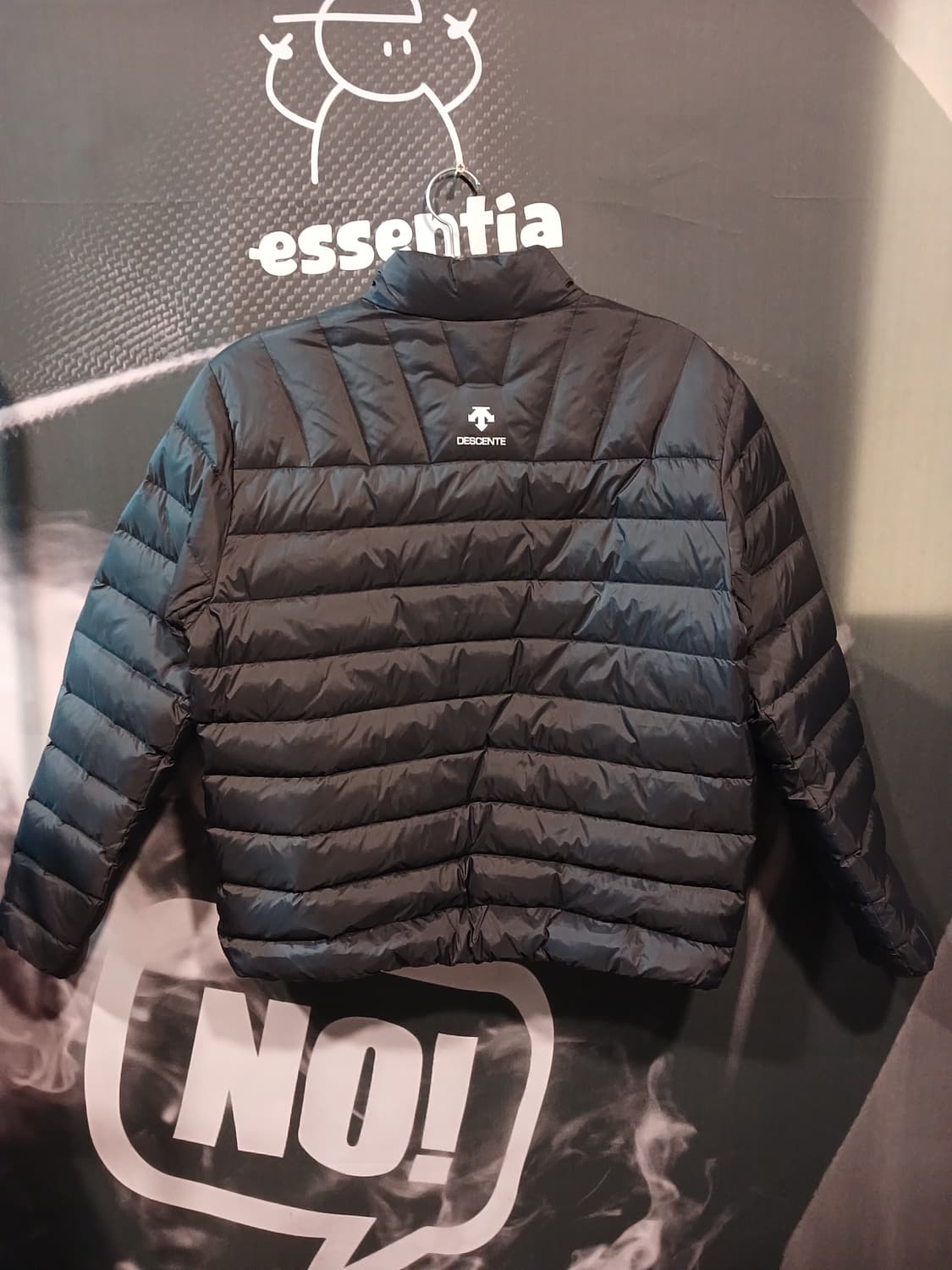 데상트 중경량 다운자켓 블랙 상품이미지2