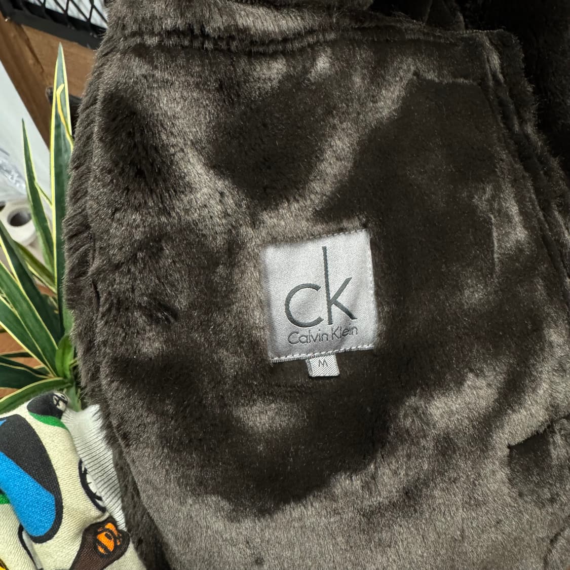 캘빈클라인 스웨이드 퍼 무스탕 코트 사이드 포켓 포인트 다크 브라운 상품이미지6