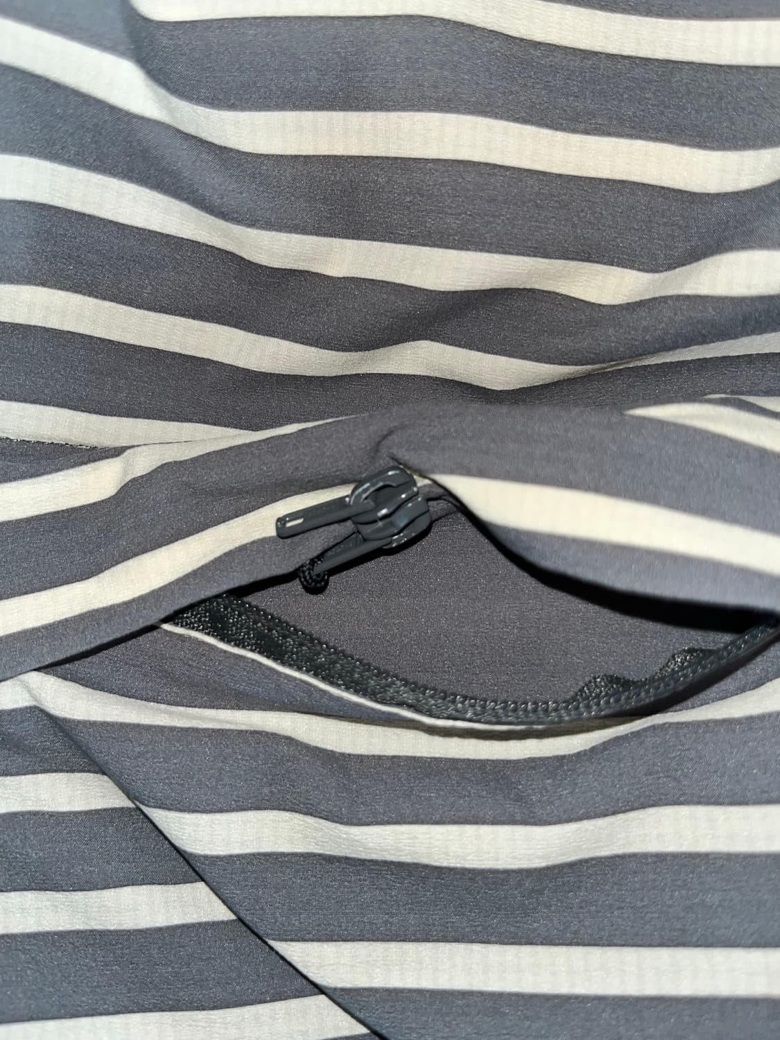 언더커버 언더맨 스트라이프 윈드브레이커 2사이즈 상품이미지8