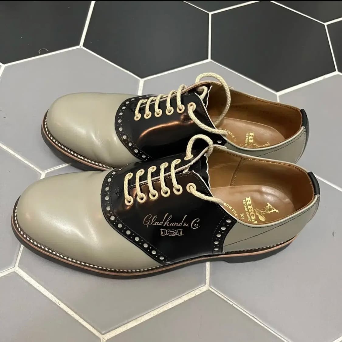 글래드핸드x리갈 새들슈즈 10주년 / 그레이x블랙 / 270 / 민트급 상품이미지1