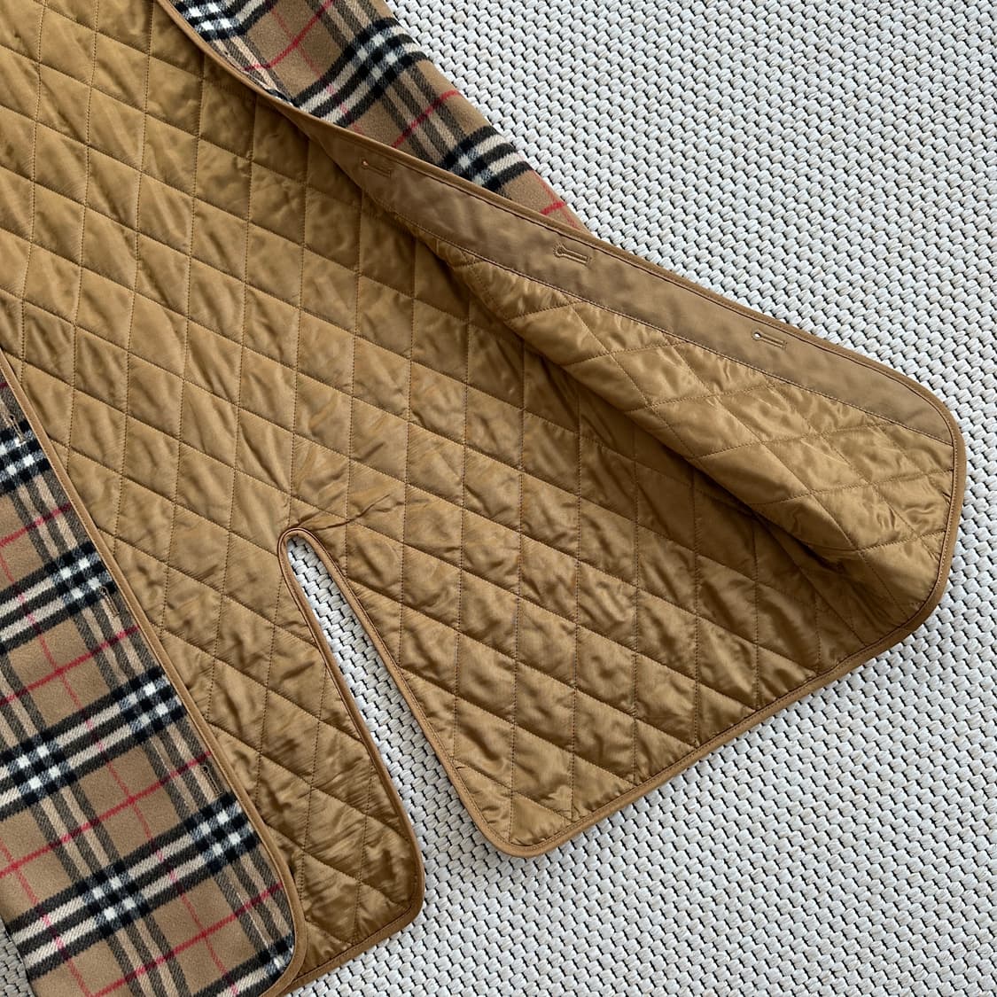 버버리(Burberry) 롱 워머 베스트 상품이미지8