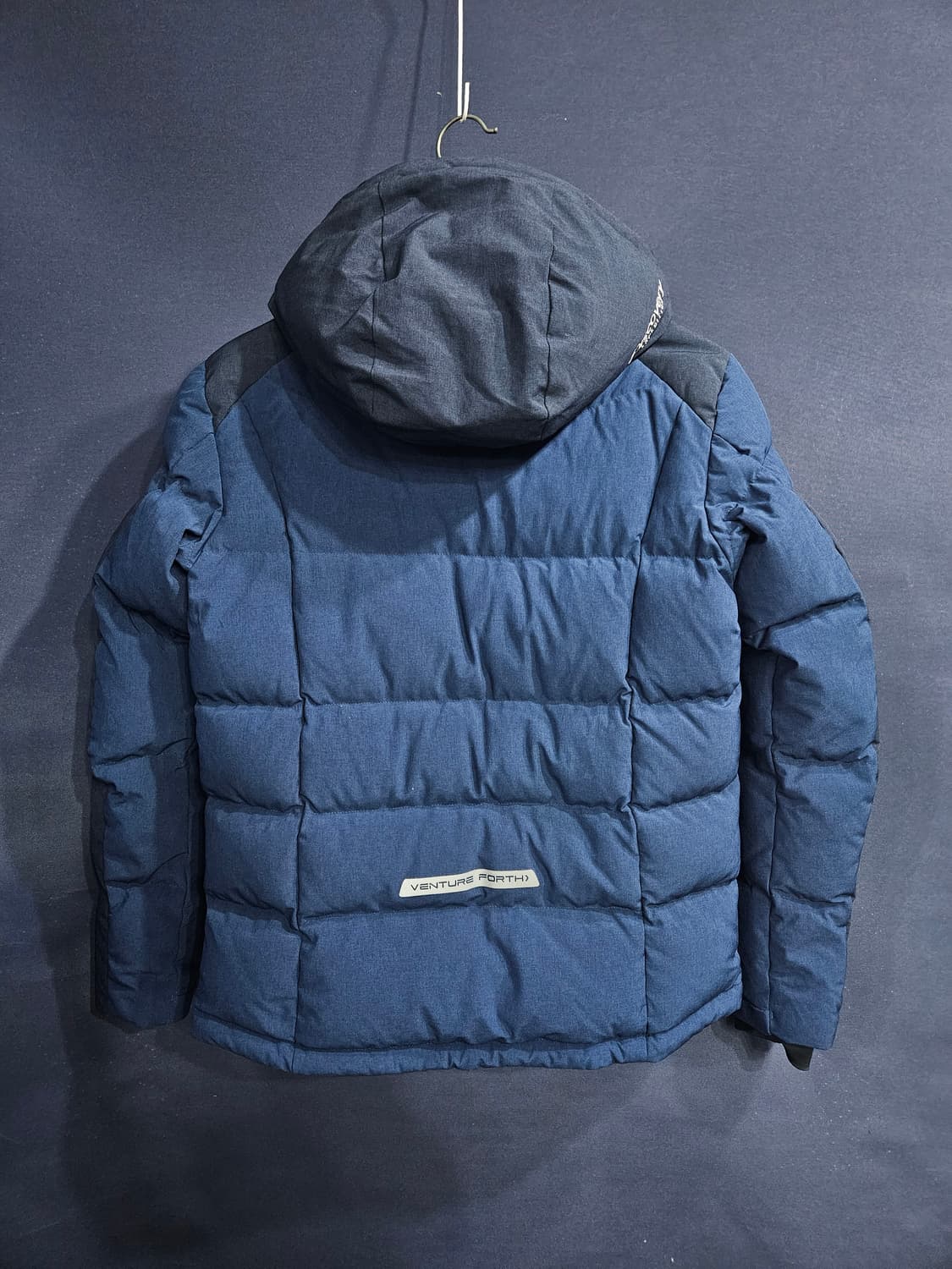 디스커버리 다크블루 남성 95 구스다운 패딩  상품이미지2