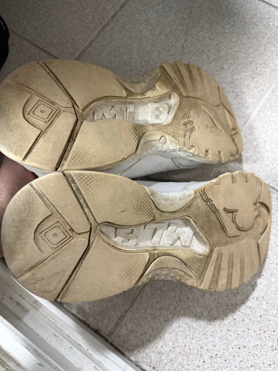 MLB 화이트 스니커즈 290 상품이미지4