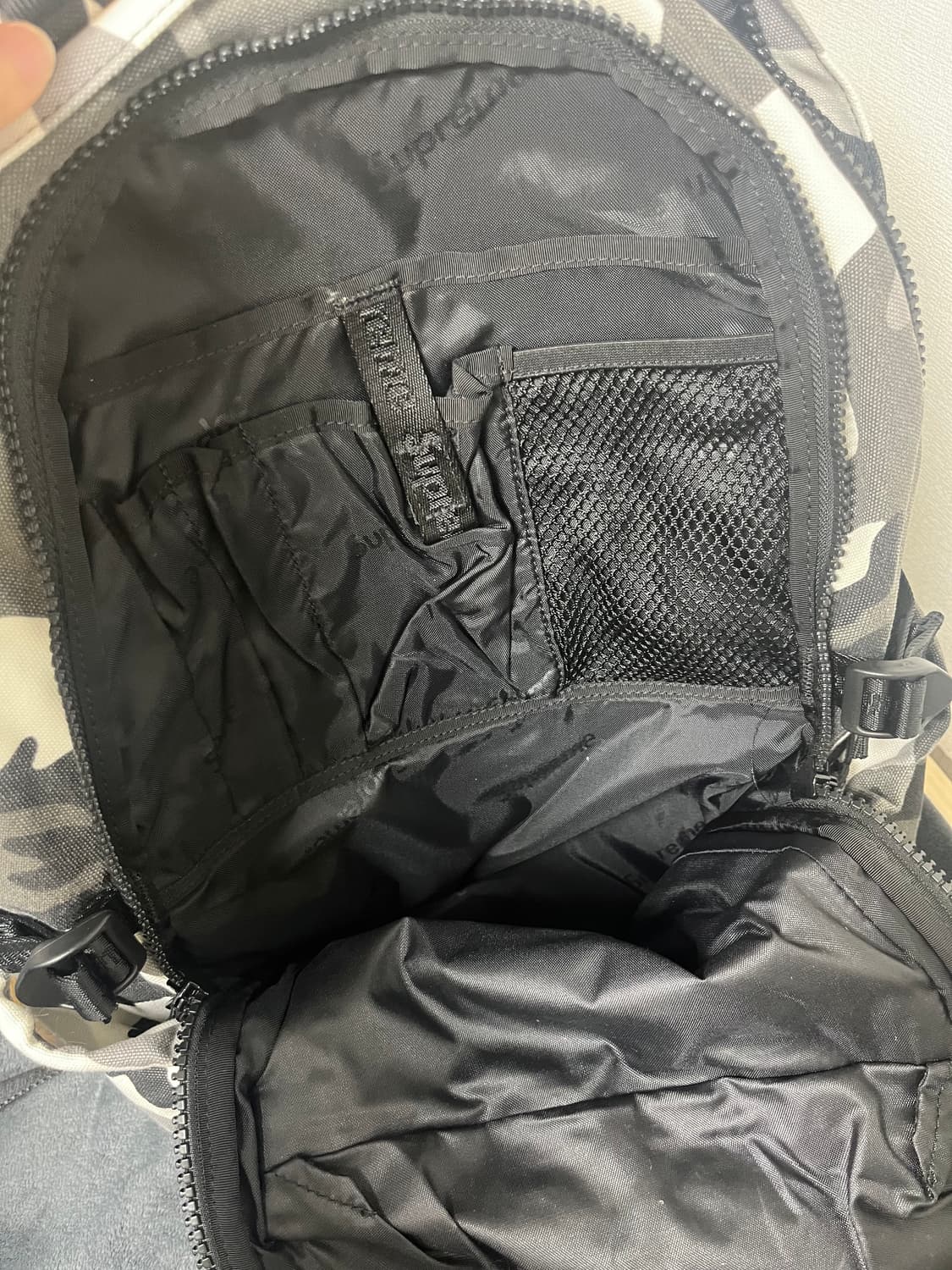 슈프림 백팩 스노우 카모 25SS 상품이미지5