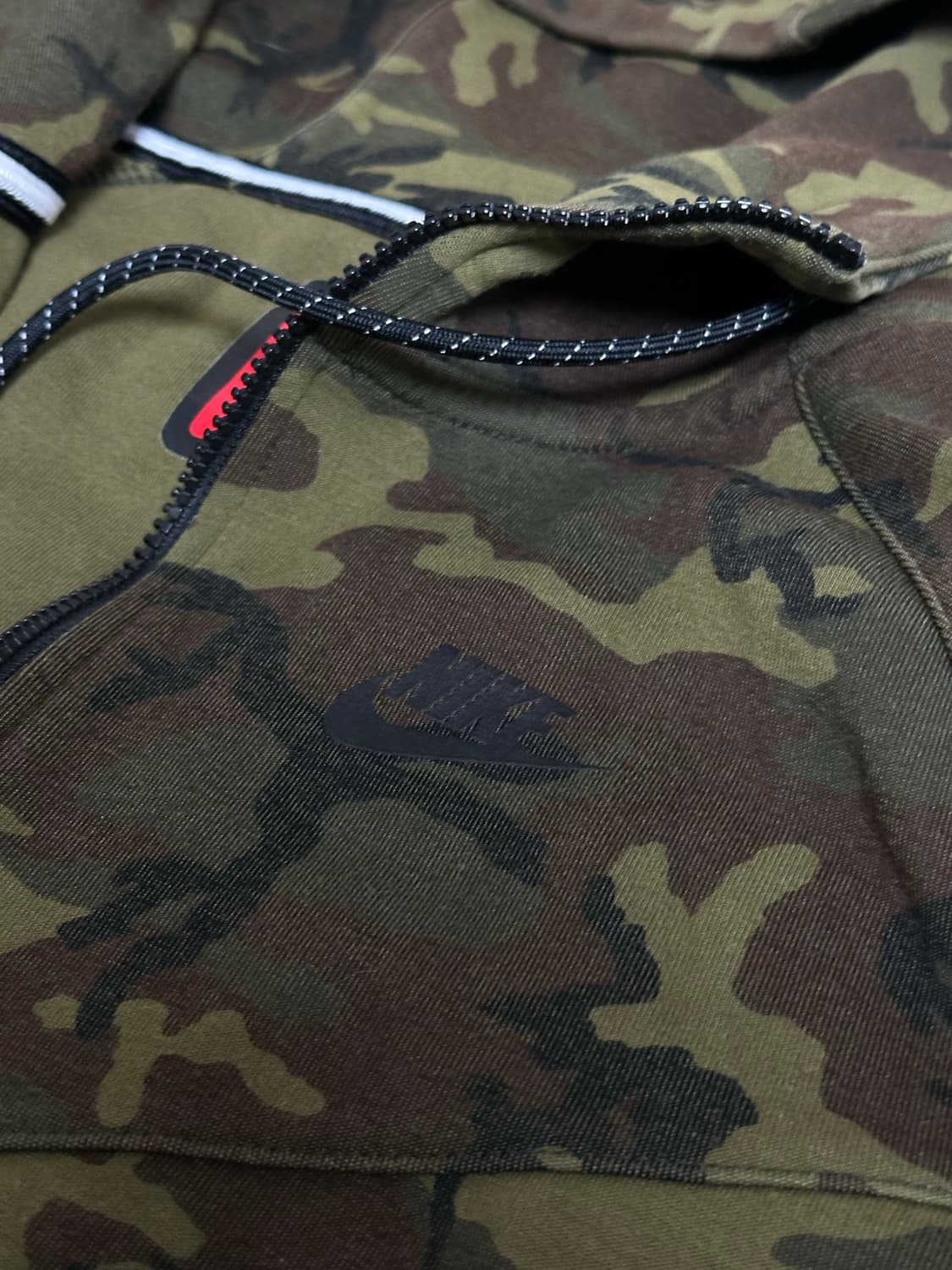 나이키 마두로 테크팩  카모 후드집업 라지 상품이미지7