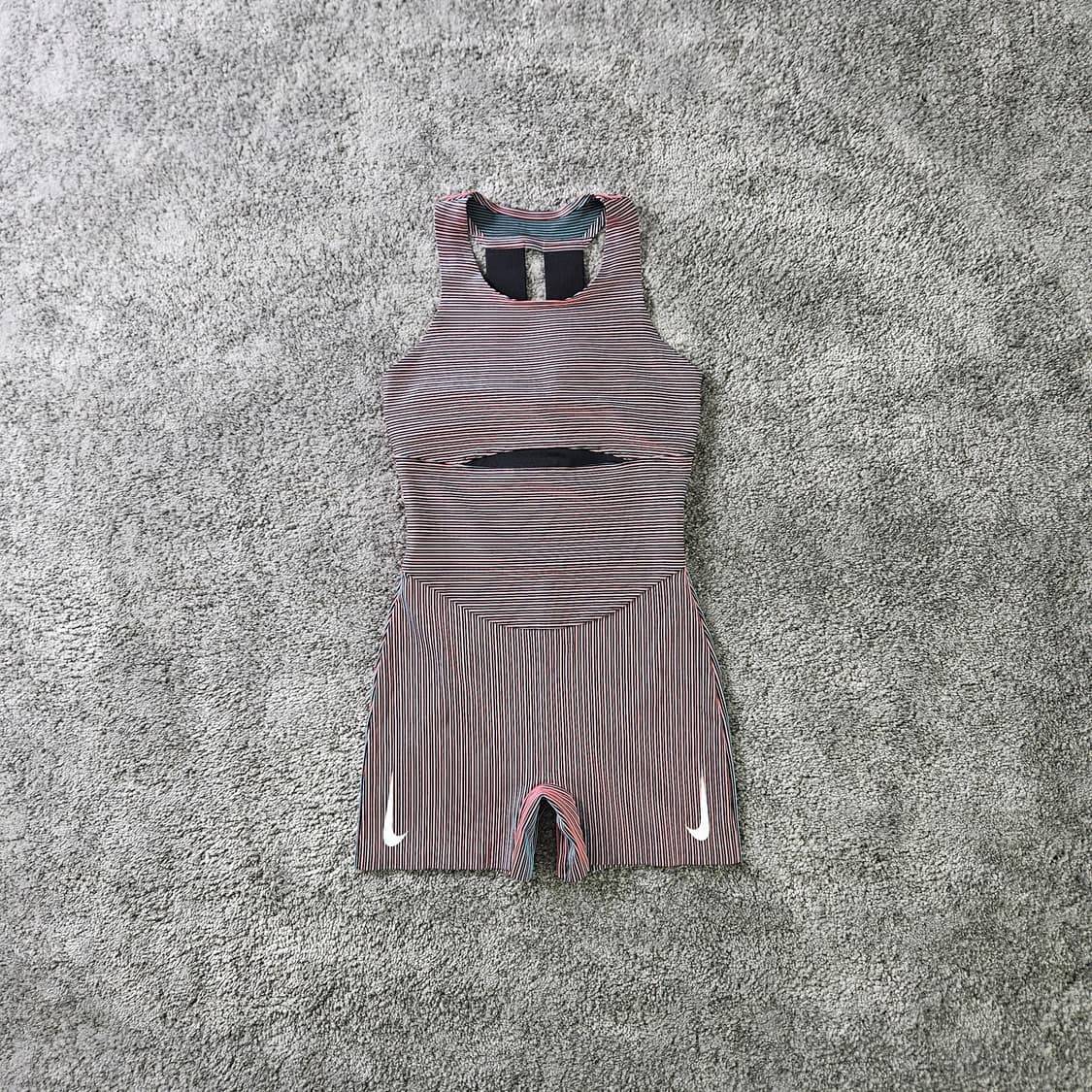 [무료배송] Nike Dri Fit 스포츠 점프수트 상품이미지1