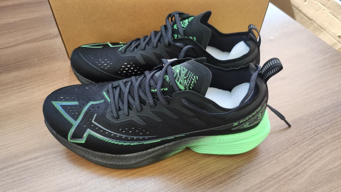 XTEP 원피스모델3.0  러닝화 270mm 상품이미지2