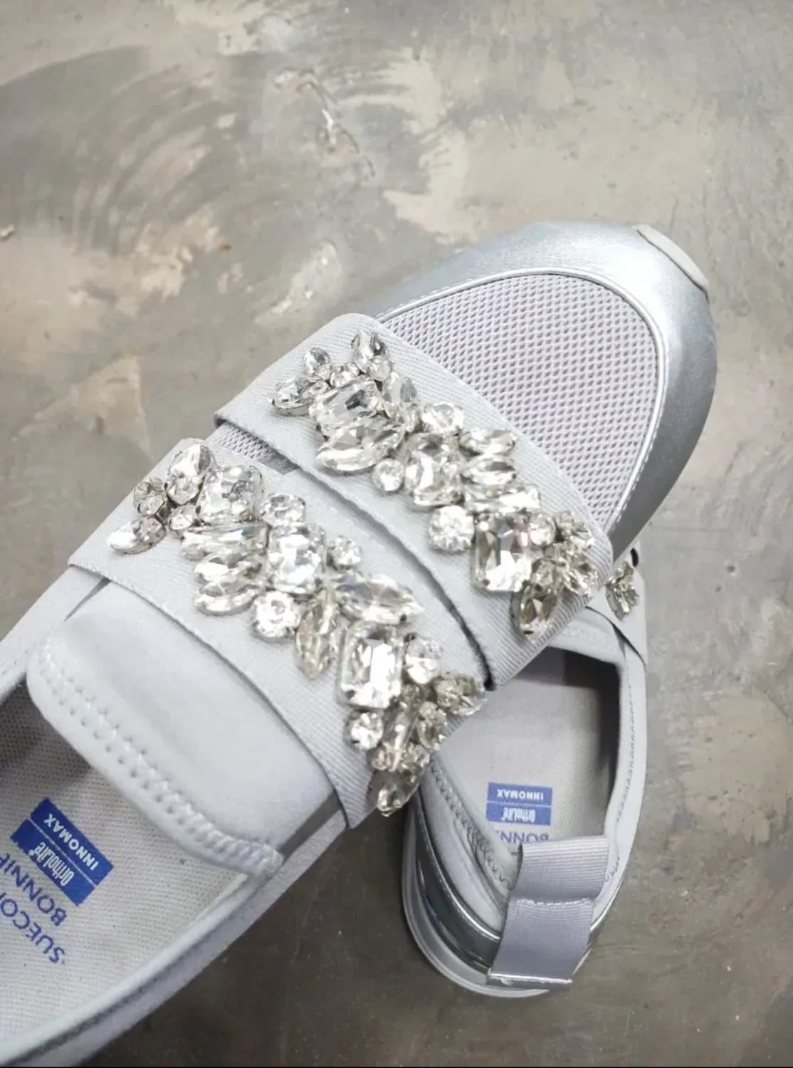 슈콤마보니 큐빅 장식 스니커즈 상품이미지2