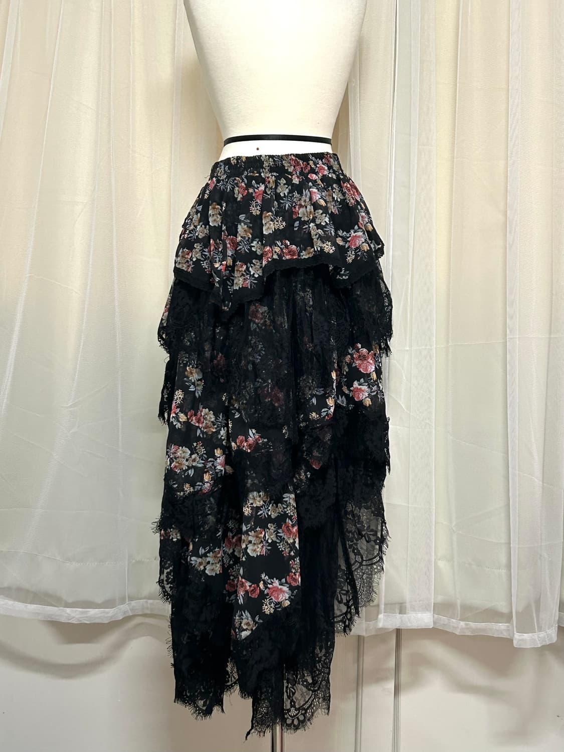 궁 st Js New York 오리엔탈 플로럴 언발 롱 스커트  상품이미지3