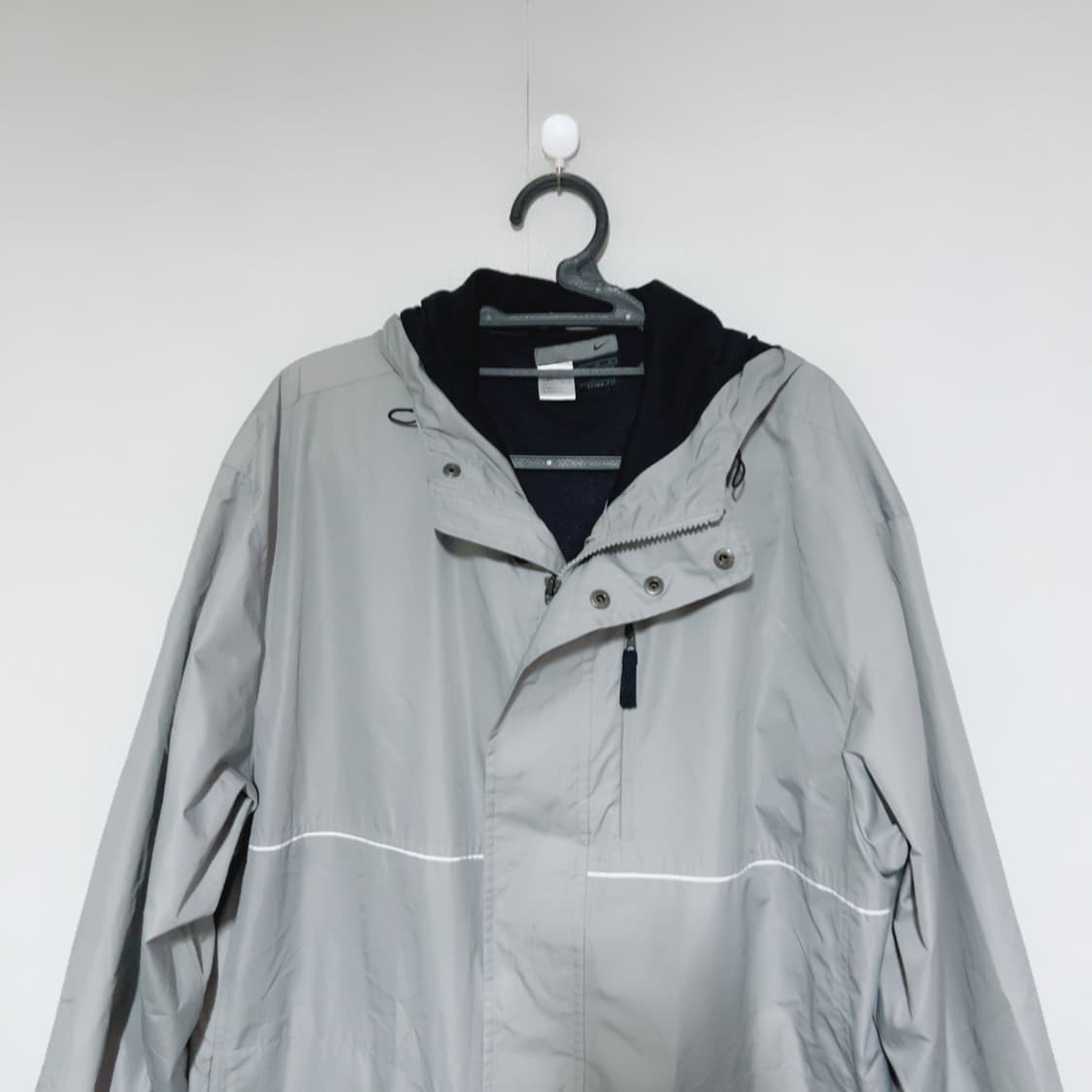 나이키 올드스쿨 실버 봄 바람막이 상품이미지2