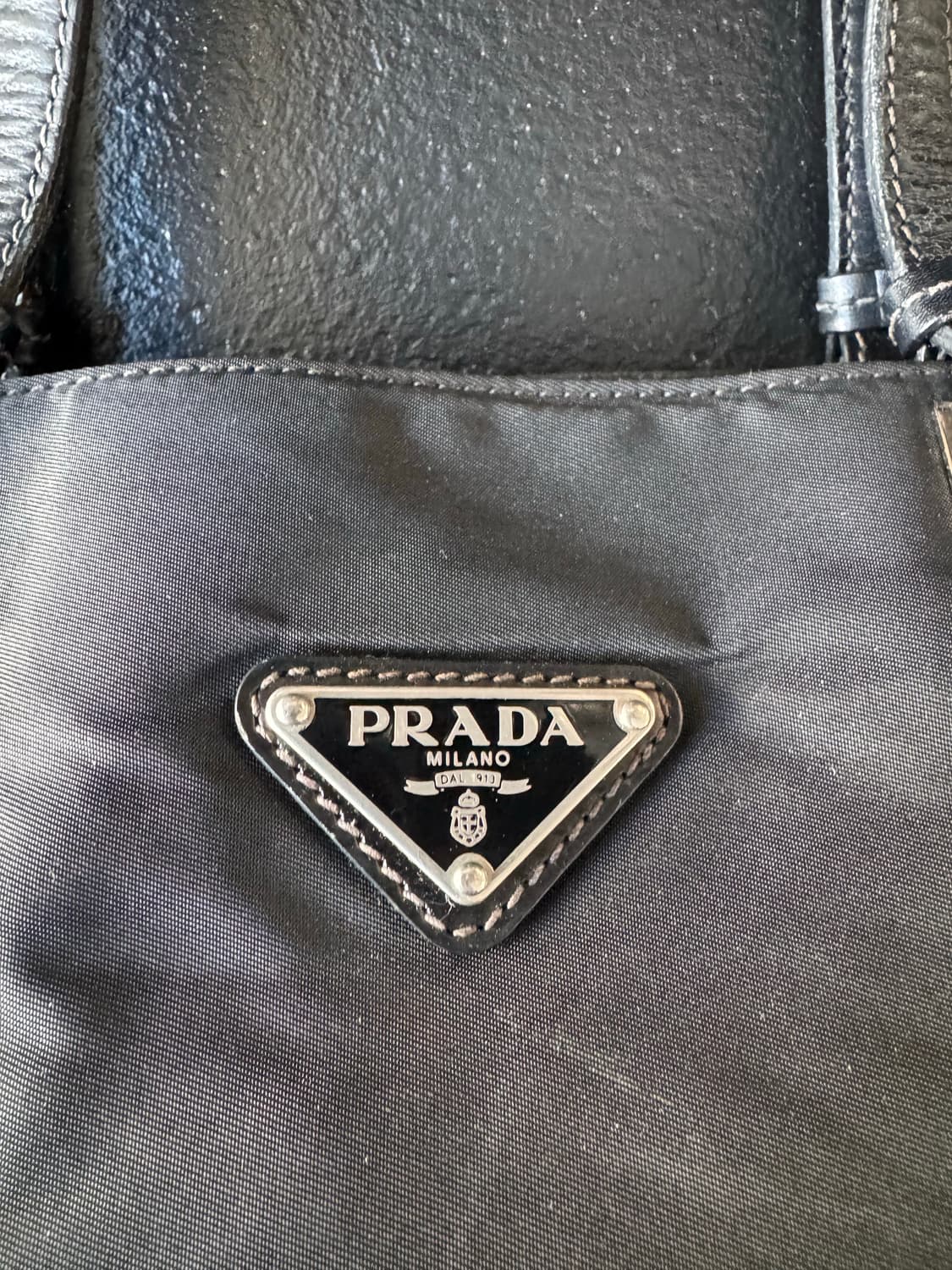 프라다 포코노 숄더백 상품이미지2