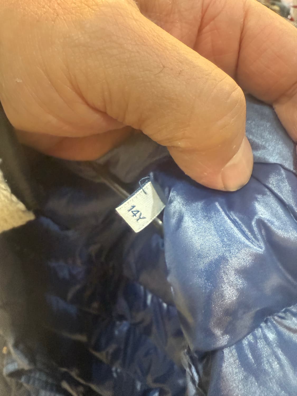 14y/55 정품 몽클레어 패딩조끼 팝니다 상품이미지7