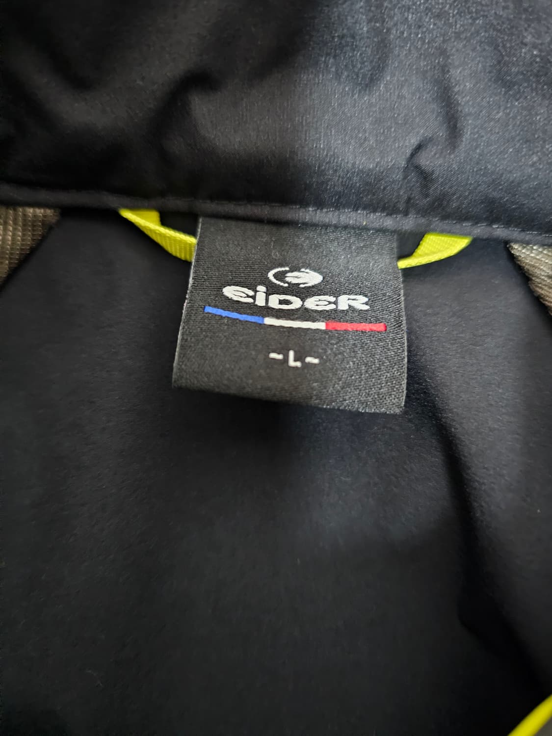 아이더 여성 고어텍스 바람막이 L 상품이미지3