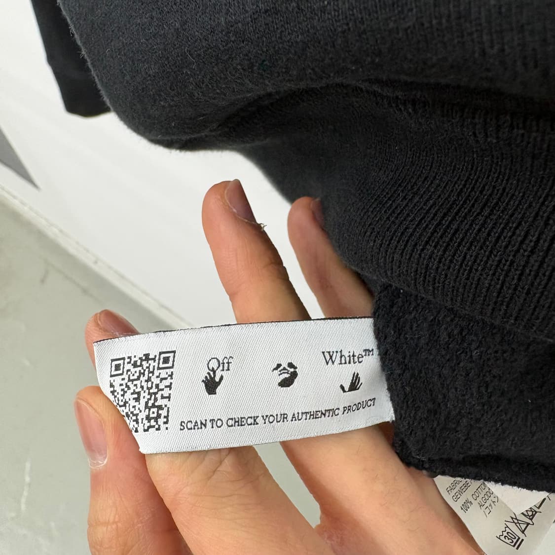 오프화이트 블랙 스트라이프 후드티 남/M 상품이미지5