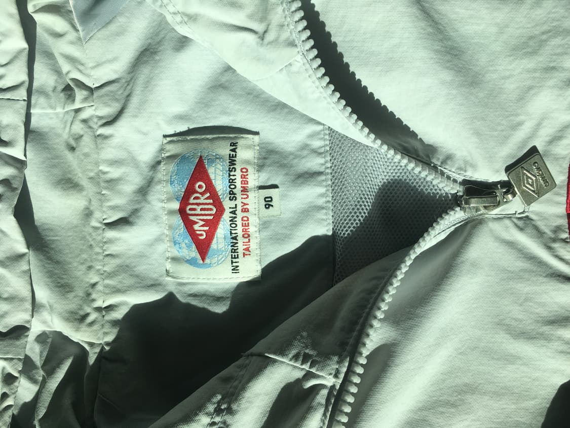 엄브로 엔지니어드 레터링 후드 아노락 상품이미지5