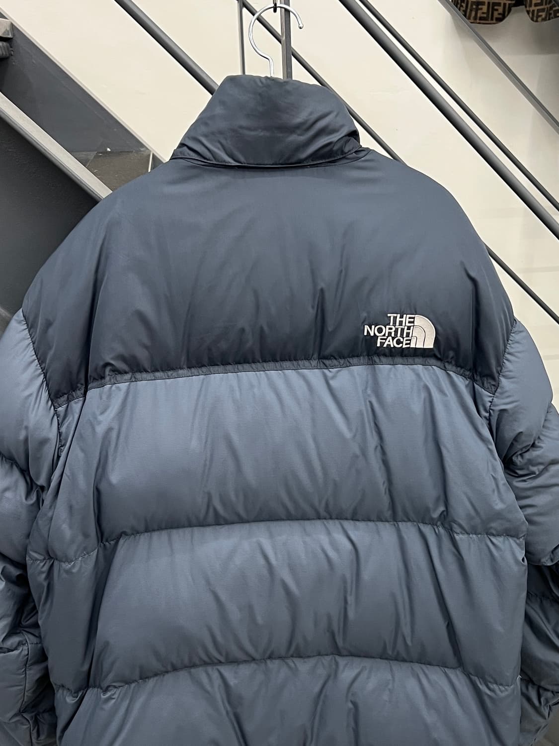 노스페이스 700 애쉬블루 눕시 패딩 상품이미지5