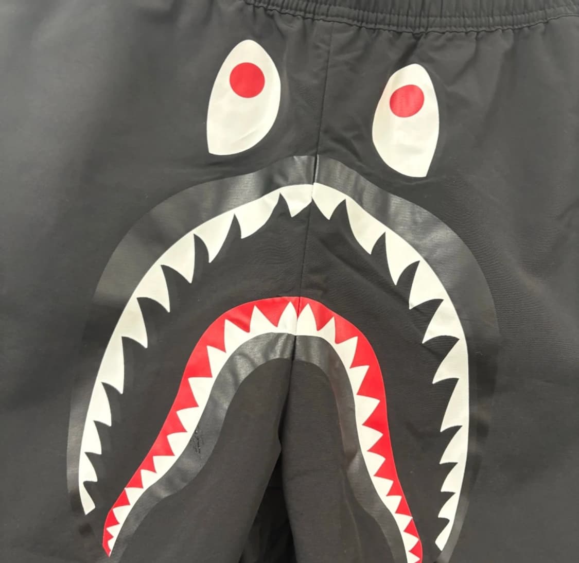 A Bathing Ape 베이프 샤크 비치쇼츠 상품이미지3
