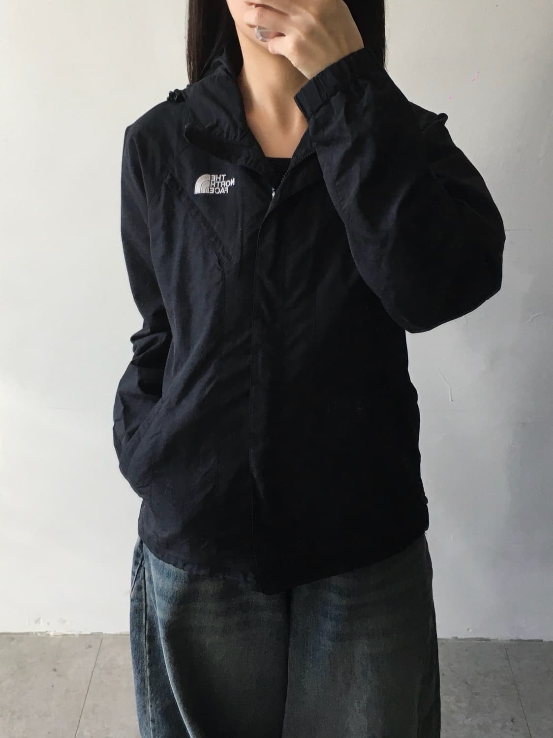 노스페이스 로고 후드바람막이 상품이미지1