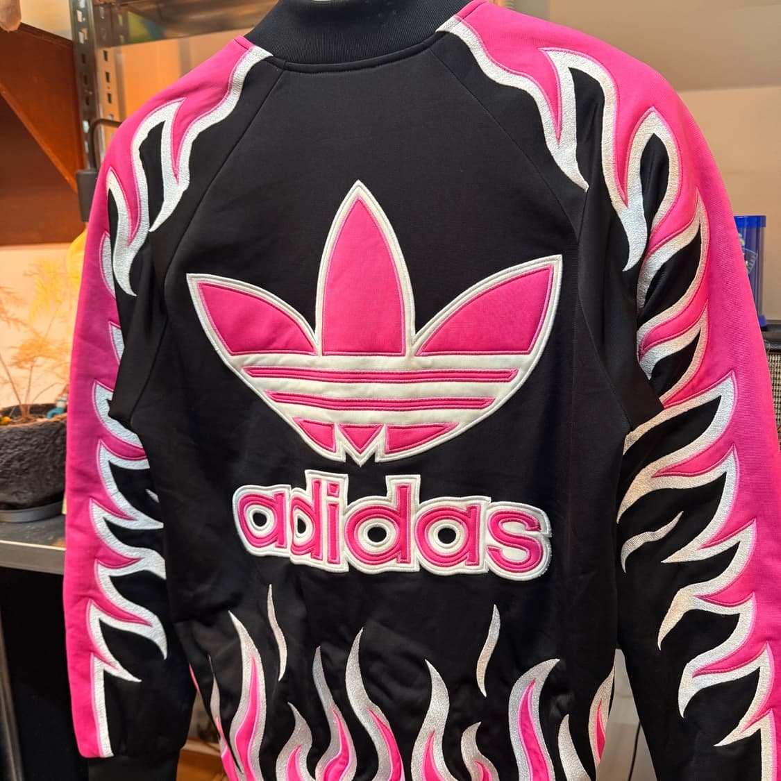 아디다스 X 제레미 스캇 파이어 플레임 트랙탑 져지 상품이미지2